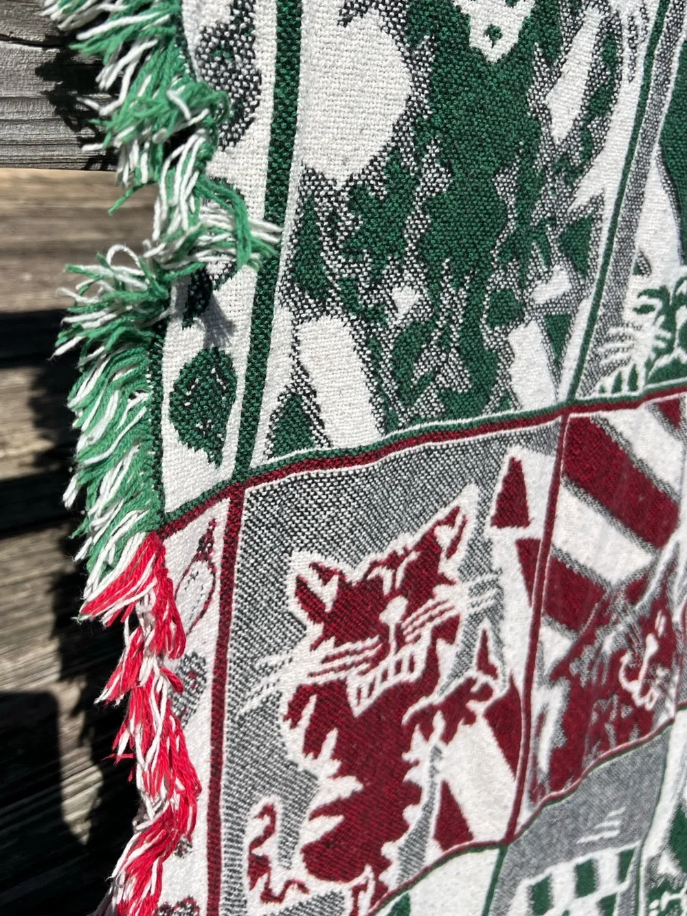 Vintage 1993 Christmas Cats Tapestry Throw Blanket Red Green Fringe